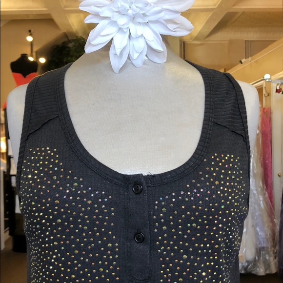 💋Vocal tank top 💋 - Picture 3 of 5